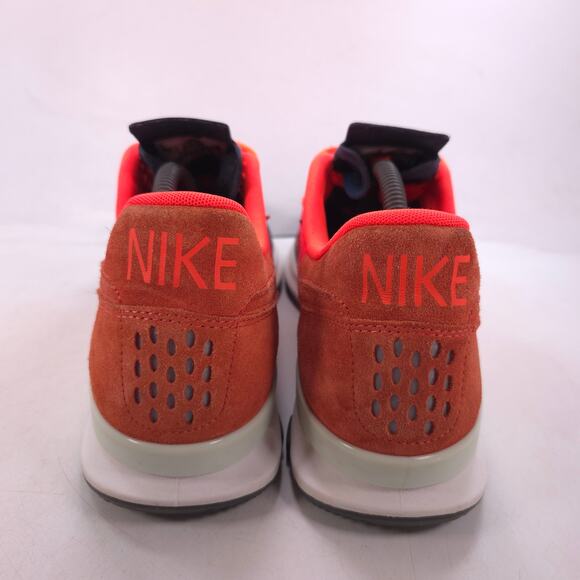 Nike Air Berwuda Lace Up Athletic Running Shoe Mens Size 9.5 555305-884 Orange - Picture 3 of 10